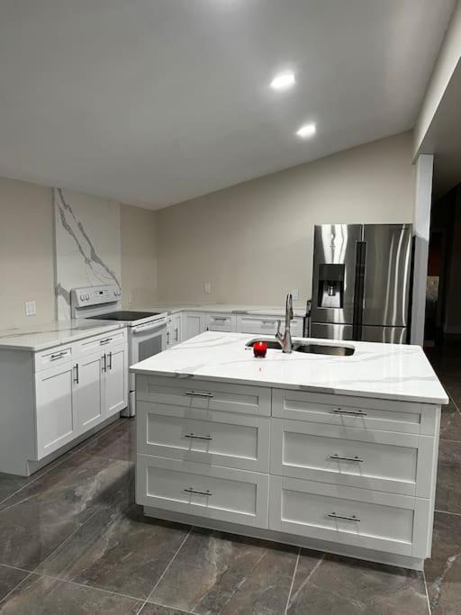 Tampa Bay Oasis Apartment Tarpon Springs Exterior photo