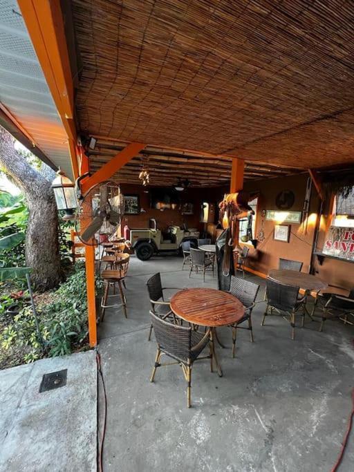 Tampa Bay Oasis Apartment Tarpon Springs Exterior photo